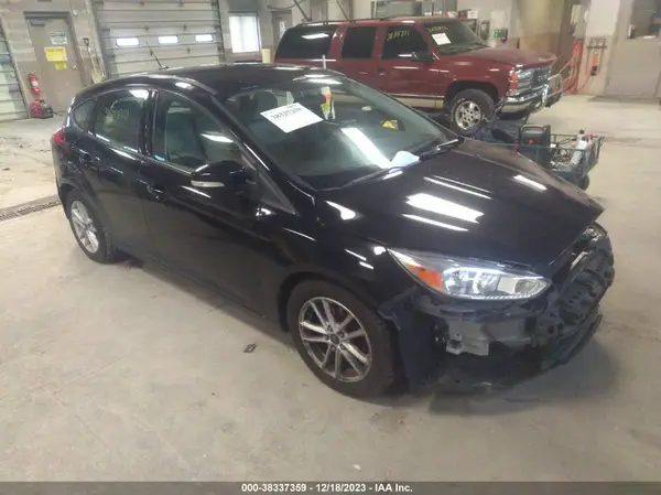1FADP3K22HL247520 2017 FORD FOCUS - Image 1