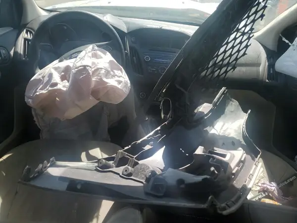 1FADP3K22HL249784 2017 FORD FOCUS - Image 8