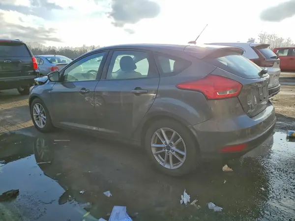 1FADP3K22HL258629 2017 FORD FOCUS - Image 2