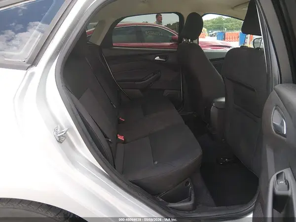 1FADP3K22HL259036 2017 FORD FOCUS - Image 8