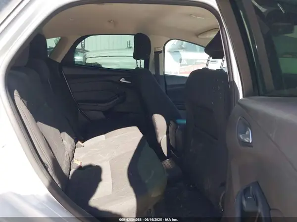 1FADP3K22HL259179 2017 FORD FOCUS - Image 8