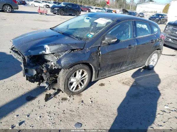 1FADP3K22HL261742 2017 FORD FOCUS - Image 2