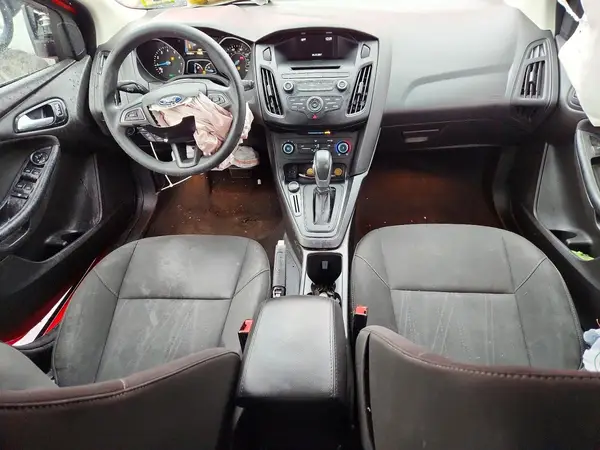 1FADP3K22HL278735 2017 FORD FOCUS - Image 8