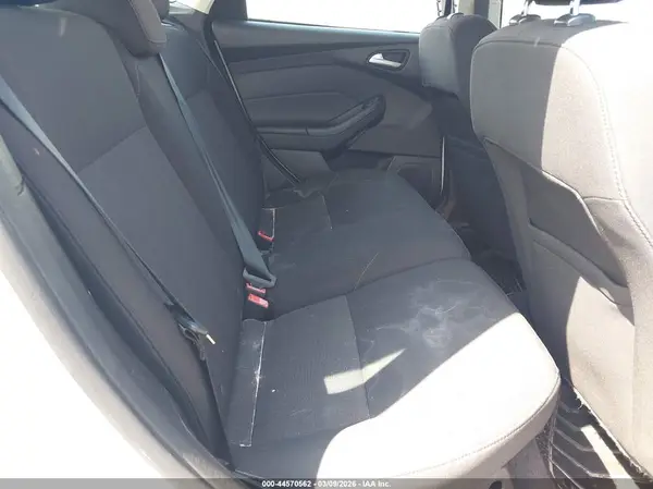 1FADP3K22HL278766 2017 FORD FOCUS - Image 8