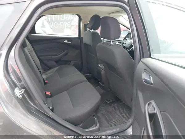 1FADP3K22HL297043 2017 FORD FOCUS - Image 8