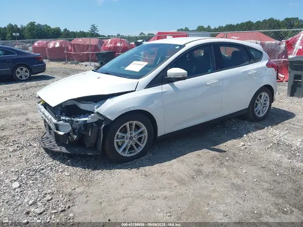 1FADP3K22HL317002 2017 FORD FOCUS - Image 2