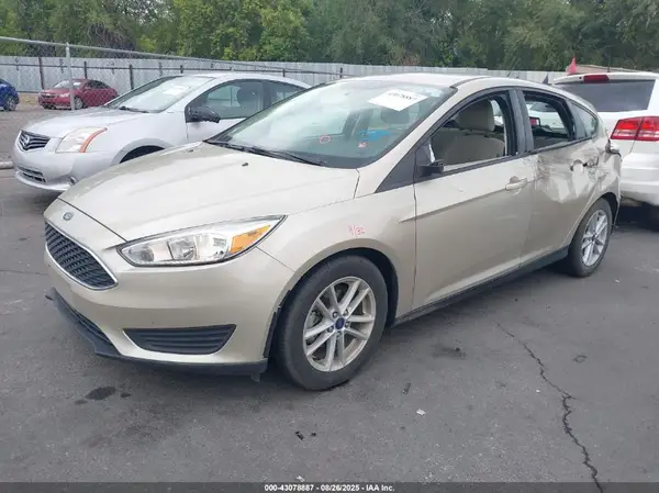 1FADP3K22JL204883 2018 FORD FOCUS - Image 2