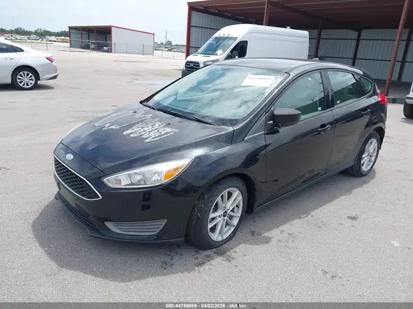 1FADP3K22JL206603 2018 FORD FOCUS - Image 2