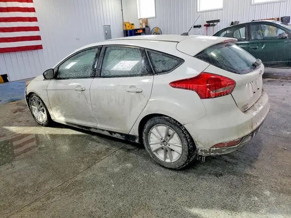 1FADP3K22JL206875 2018 FORD FOCUS - Image 2