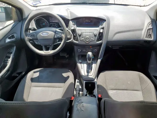 1FADP3K22JL229766 2018 FORD FOCUS - Image 8