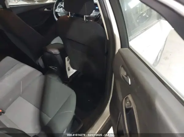 1FADP3K22JL236944 2018 FORD FOCUS - Image 8