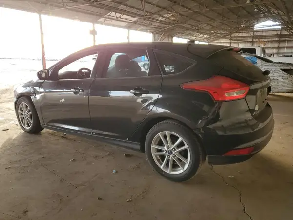 1FADP3K22JL251640 2018 FORD FOCUS - Image 2