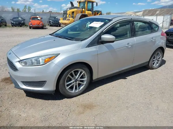 1FADP3K22JL251816 2018 FORD FOCUS - Image 2