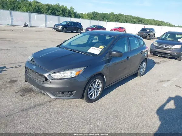 1FADP3K22JL262220 2018 FORD FOCUS - Image 2