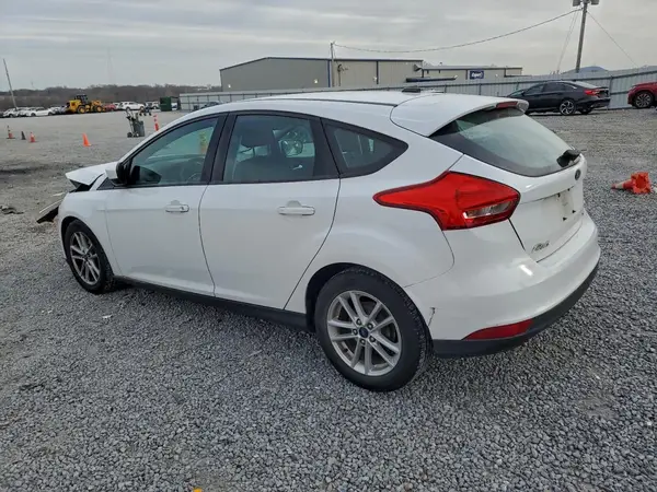 1FADP3K22JL262427 2018 FORD FOCUS - Image 2