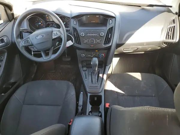 1FADP3K22JL262492 2018 FORD FOCUS - Image 8