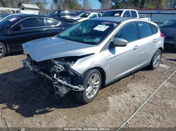 1FADP3K22JL280202 2018 FORD FOCUS - Image 2