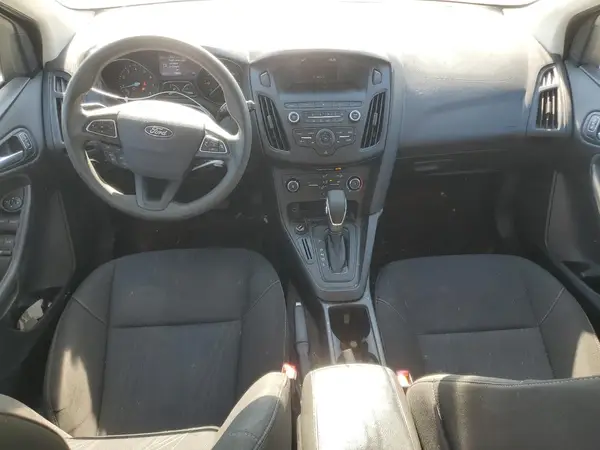 1FADP3K22JL284590 2018 FORD FOCUS - Image 8