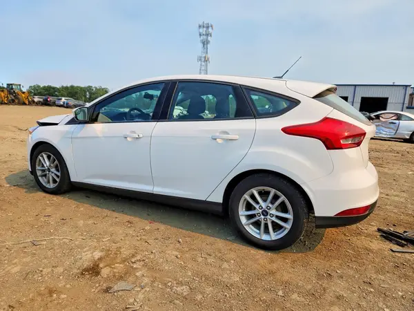 1FADP3K22JL290776 2018 FORD FOCUS - Image 2