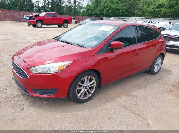 1FADP3K22JL307978 2018 FORD FOCUS - Image 2