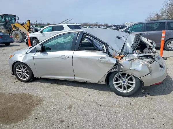 1FADP3K22JL315935 2018 FORD FOCUS - Image 2