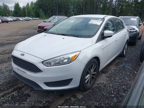 1FADP3K22JL316289 2018 FORD FOCUS - Image 2