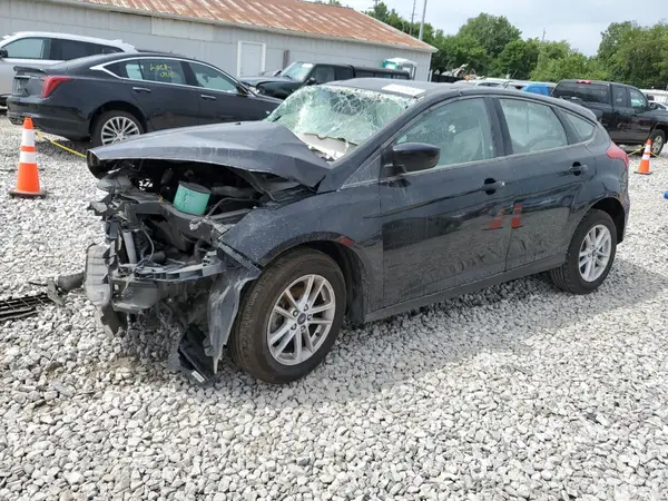 1FADP3K22JL324649 2018 FORD FOCUS - Image 1