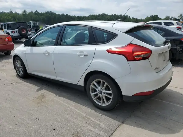 1FADP3K22JL331746 2018 FORD FOCUS - Image 2