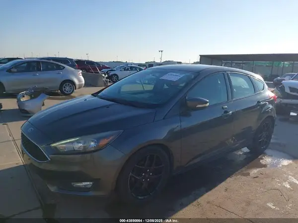 1FADP3K23GL225055 2016 FORD FOCUS - Image 2