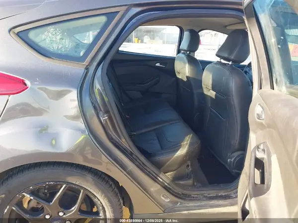 1FADP3K23GL225055 2016 FORD FOCUS - Image 8