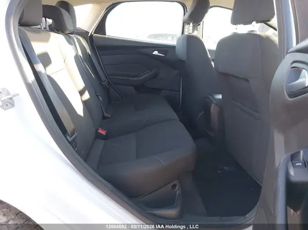 1FADP3K23GL231678 2016 FORD FOCUS - Image 8