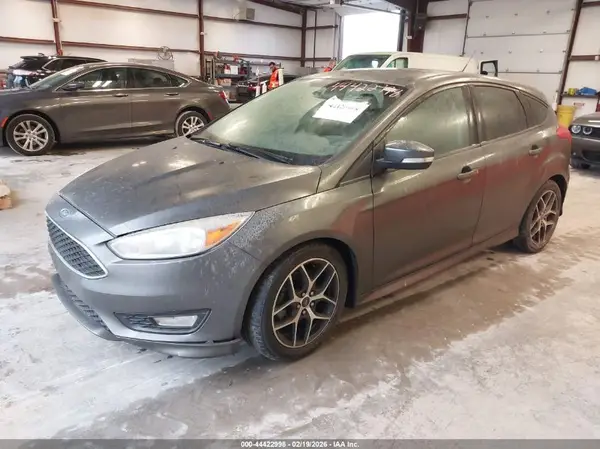 1FADP3K23GL241711 2016 FORD FOCUS - Image 2