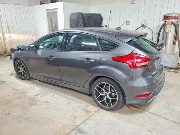 1FADP3K23GL246987 2016 FORD FOCUS - Image 2