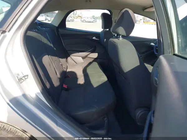 1FADP3K23GL247119 2016 FORD FOCUS - Image 8