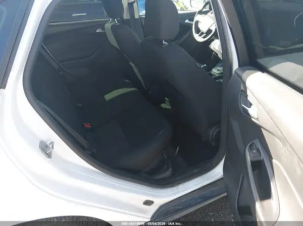 1FADP3K23GL254670 2016 FORD FOCUS - Image 8