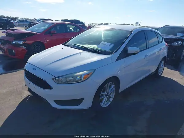 1FADP3K23GL255351 2016 FORD FOCUS - Image 2