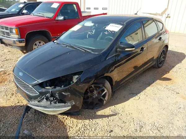 1FADP3K23GL257410 2016 FORD FOCUS - Image 2