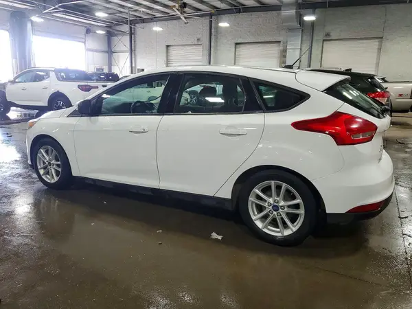 1FADP3K23GL258329 2016 FORD FOCUS - Image 2