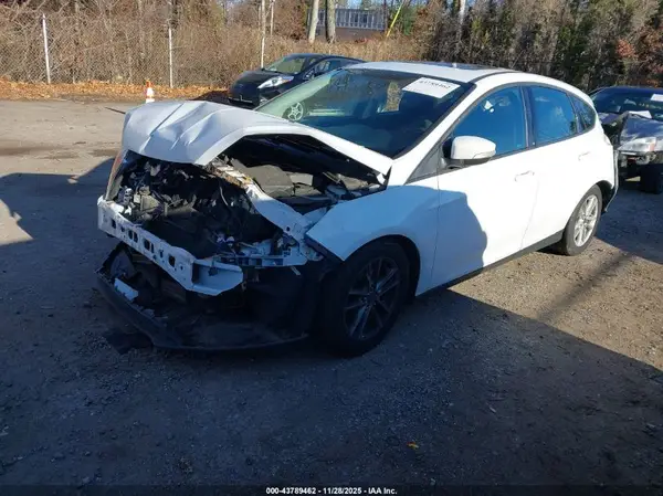 1FADP3K23GL269122 2016 FORD FOCUS - Image 2