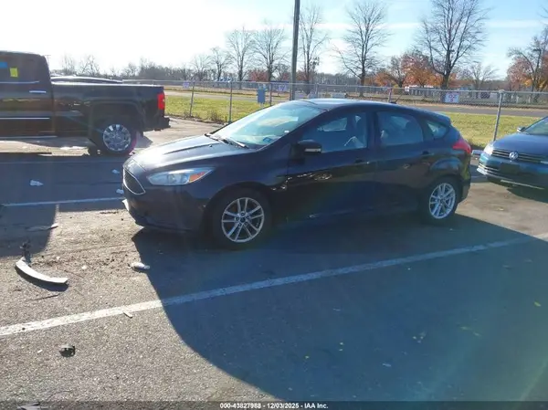 1FADP3K23GL271338 2016 FORD FOCUS - Image 2