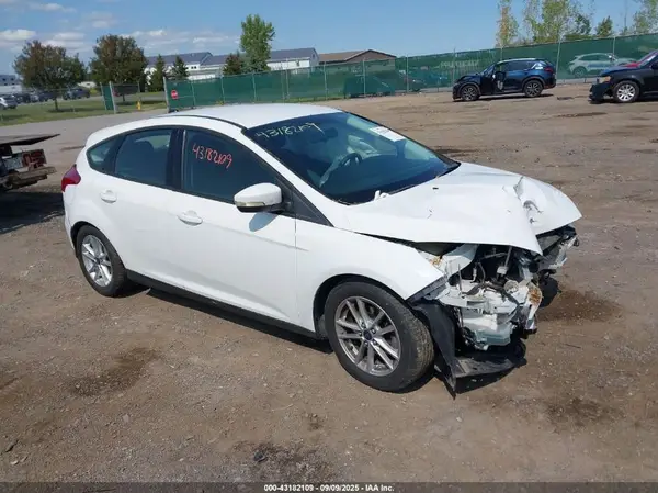 1FADP3K23GL277219 2016 FORD FOCUS - Image 1