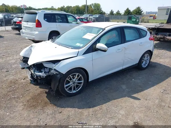 1FADP3K23GL277219 2016 FORD FOCUS - Image 2