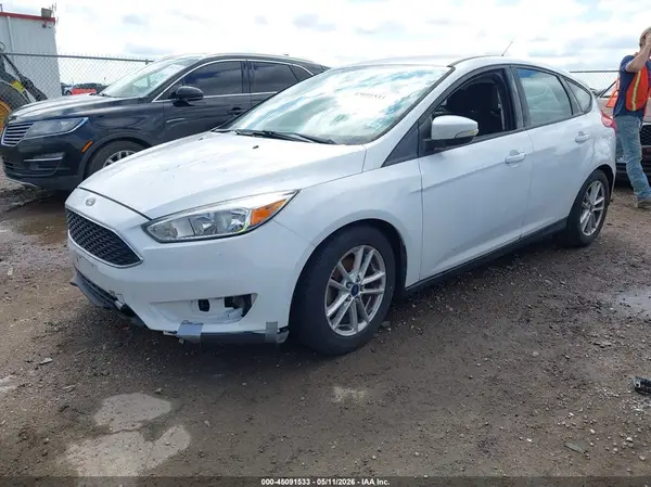 1FADP3K23GL277401 2016 FORD FOCUS - Image 2