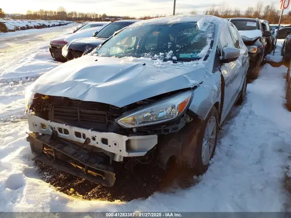 1FADP3K23GL284526 2016 FORD FOCUS - Image 2