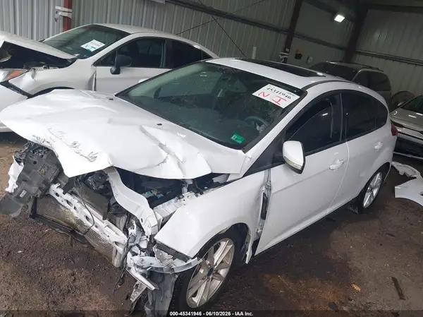 1FADP3K23GL284770 2016 FORD FOCUS - Image 2