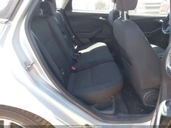 1FADP3K23GL285000 2016 FORD FOCUS - Image 8