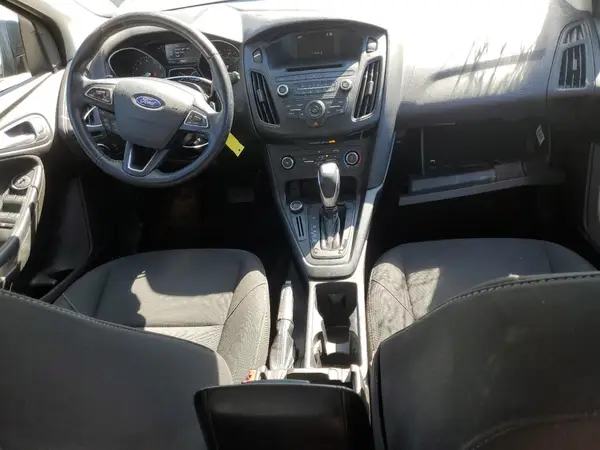1FADP3K23GL289452 2016 FORD FOCUS - Image 8