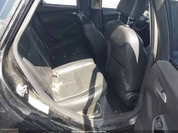 1FADP3K23GL307383 2016 FORD FOCUS - Image 8