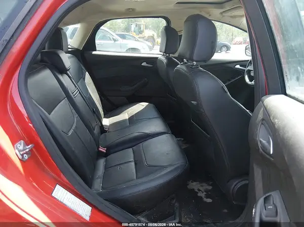 1FADP3K23GL307562 2016 FORD FOCUS - Image 8
