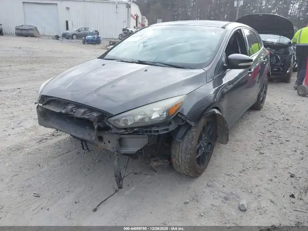 1FADP3K23GL307755 2016 FORD FOCUS - Image 2
